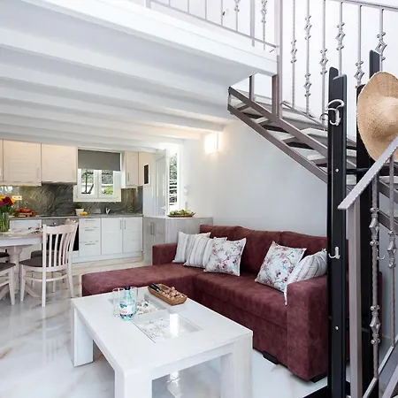 Willa Ad Homes